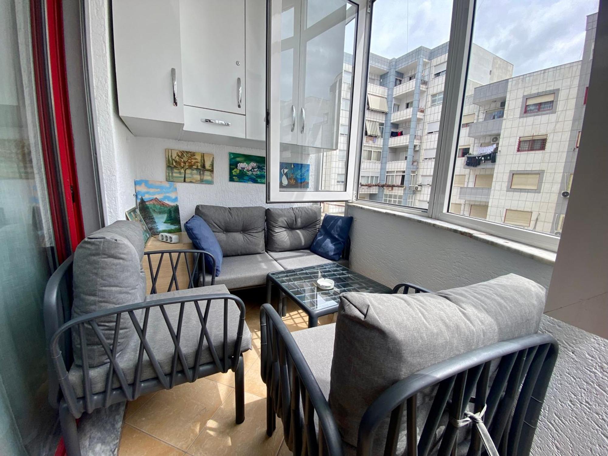 Stay At An Artist'S Place! Tirana Esterno foto